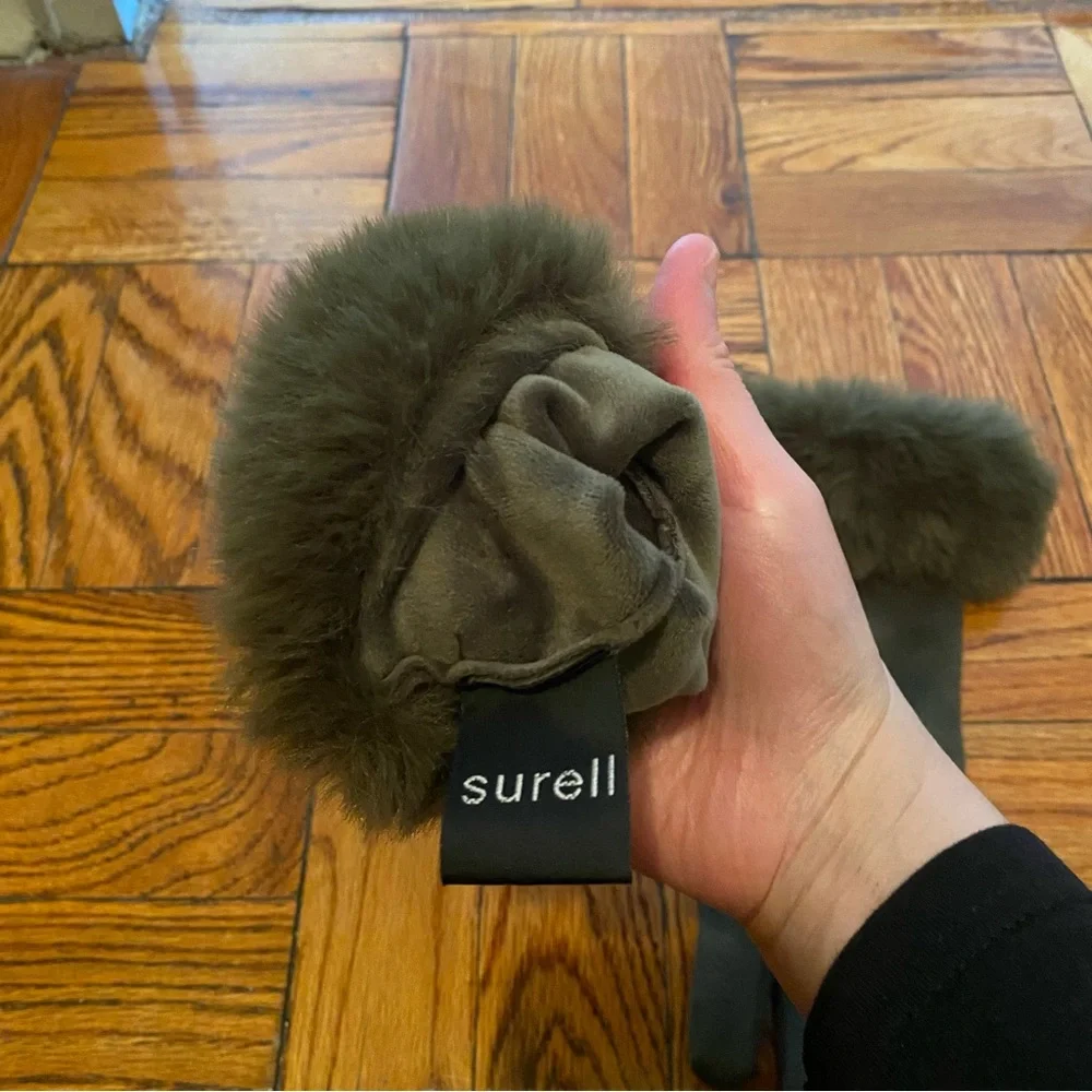 Surell Olive Green Faux Fur-Trimmed Gloves